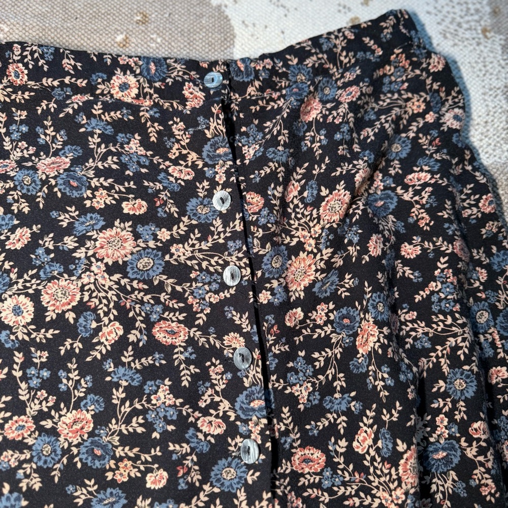 Venezia Navy Floral Midi Skirt - Picture 4 of 5